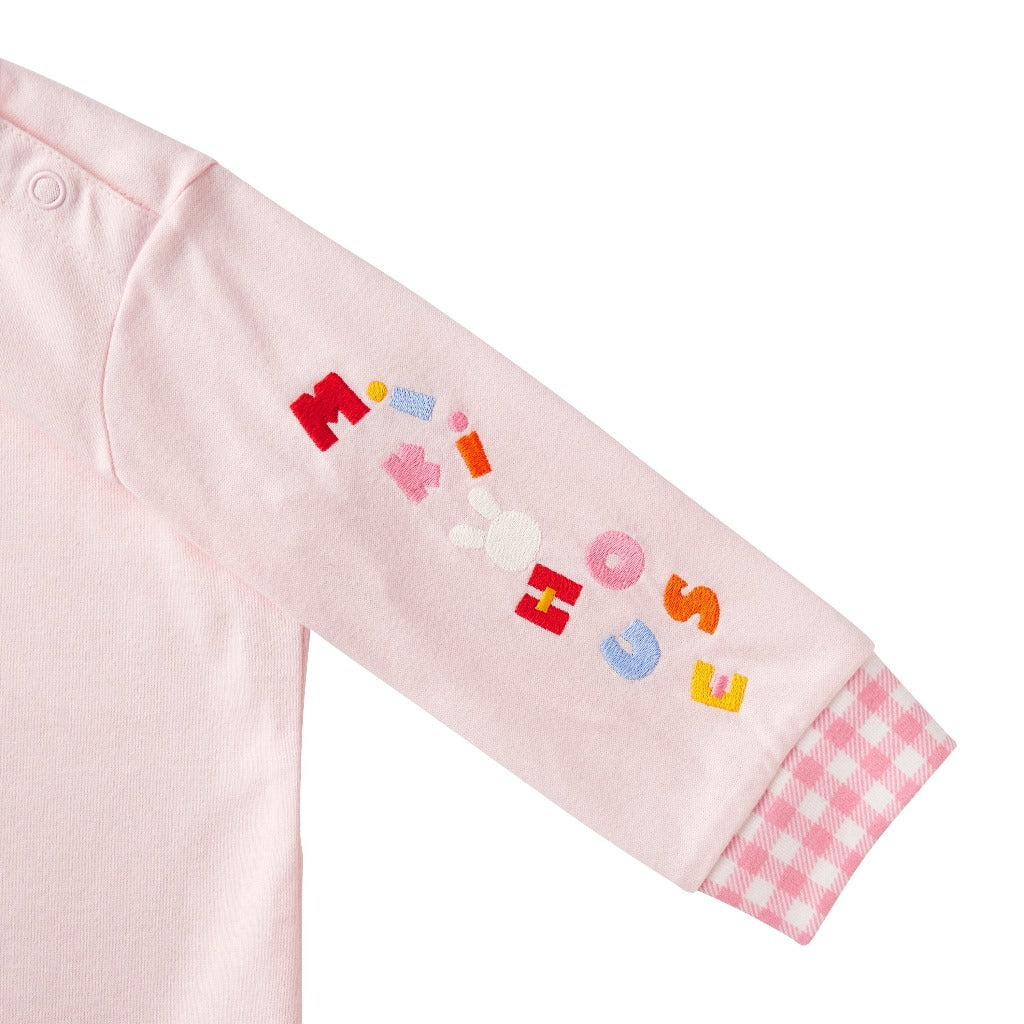 Long-sleeved T-shirt for the seasonal transition