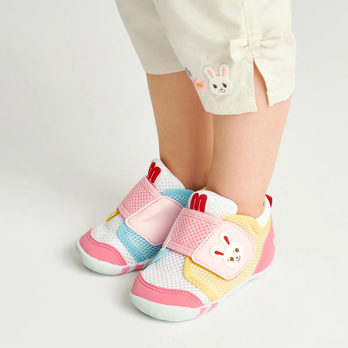 Double Raschel First Walker Shoes - Usako Pop