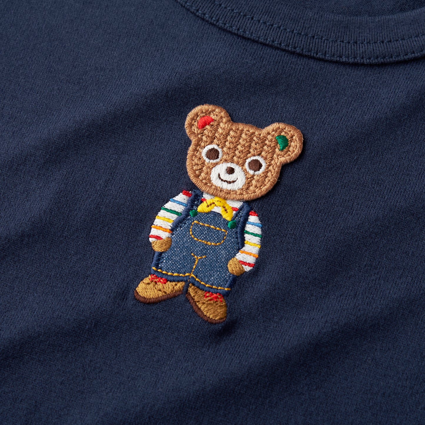 Long-Sleeve Tees with raised Pucchi bear