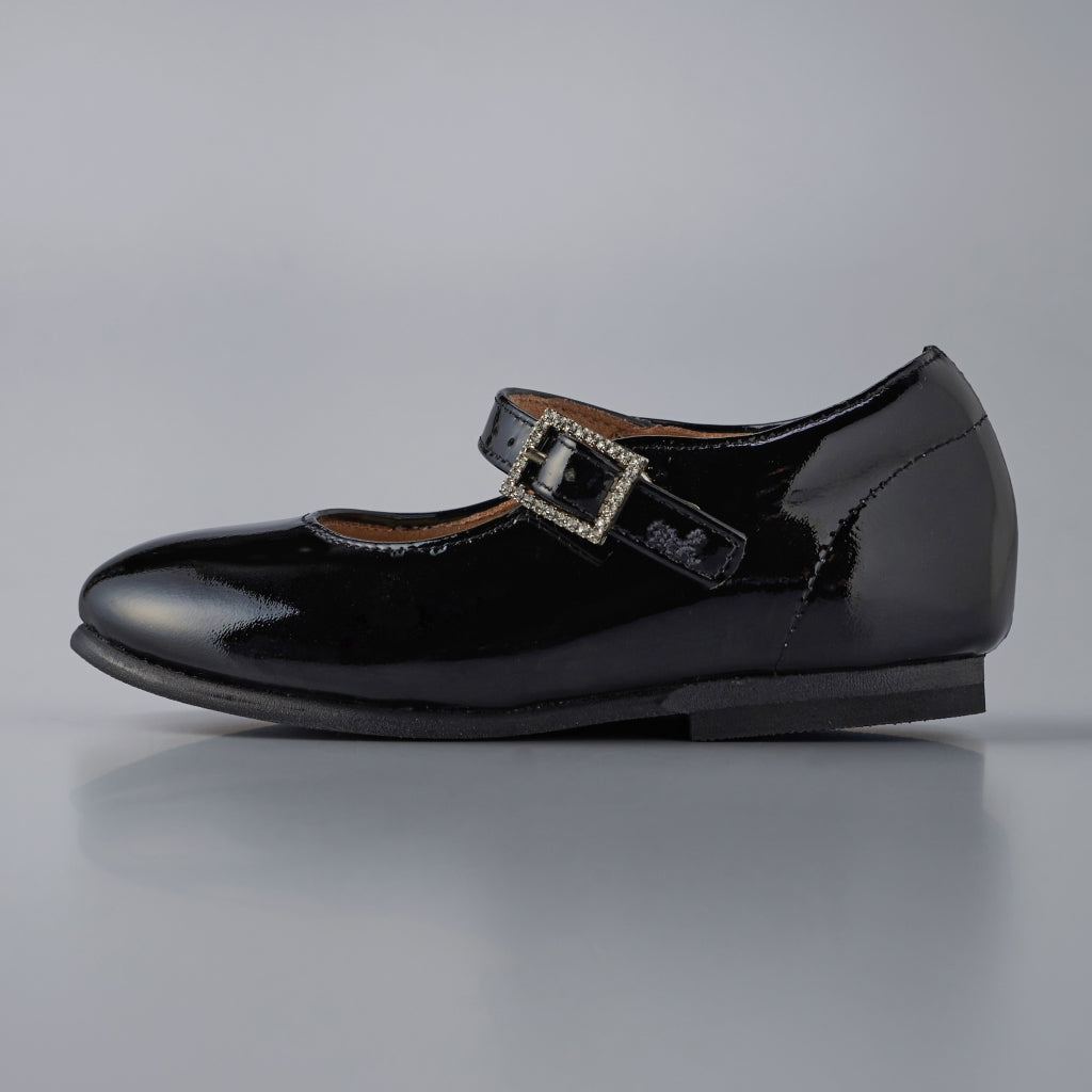 Premium Cowhide Strap Shoes (Timeless Elegance in Natural Leather)