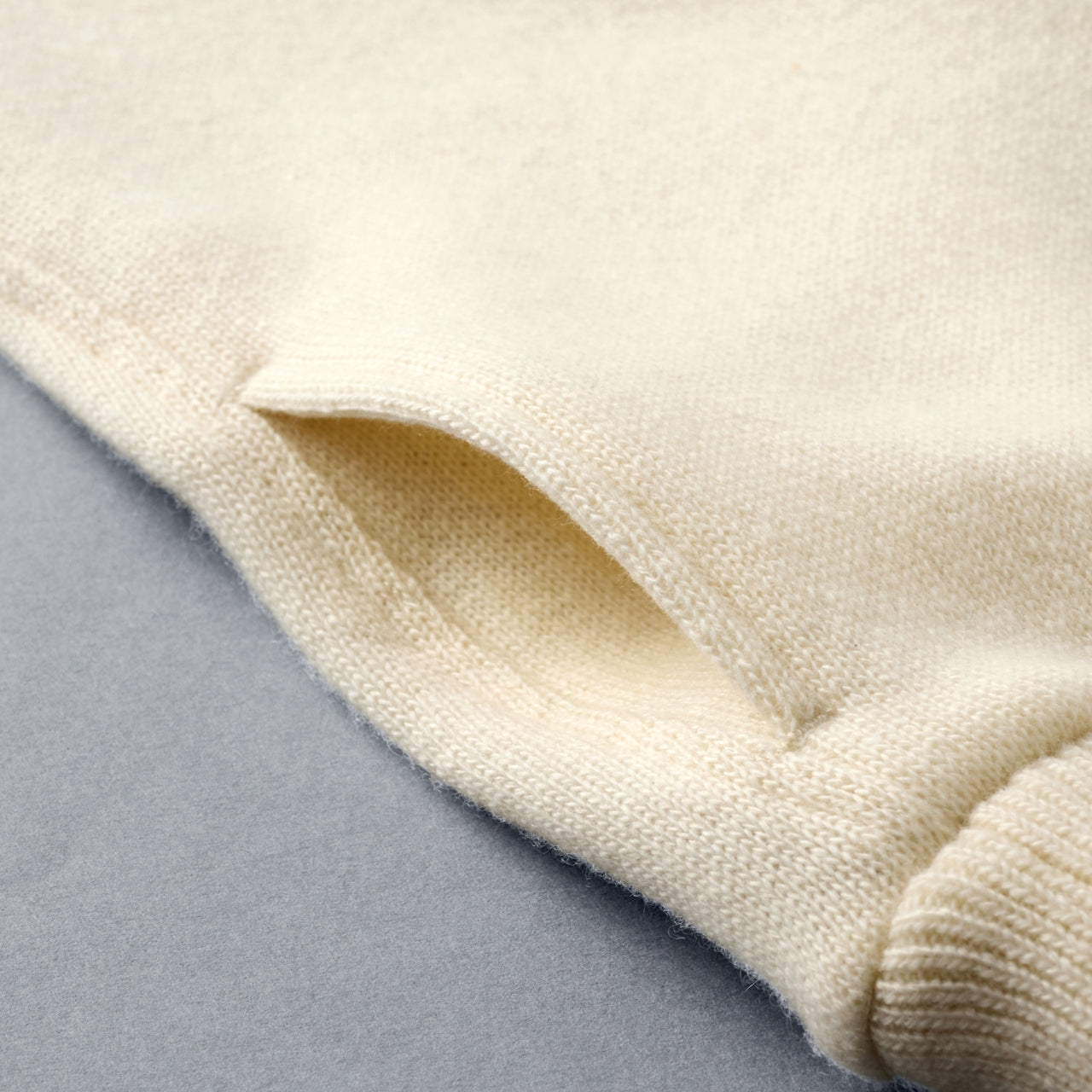 Cashmere Loopback Sweatpants