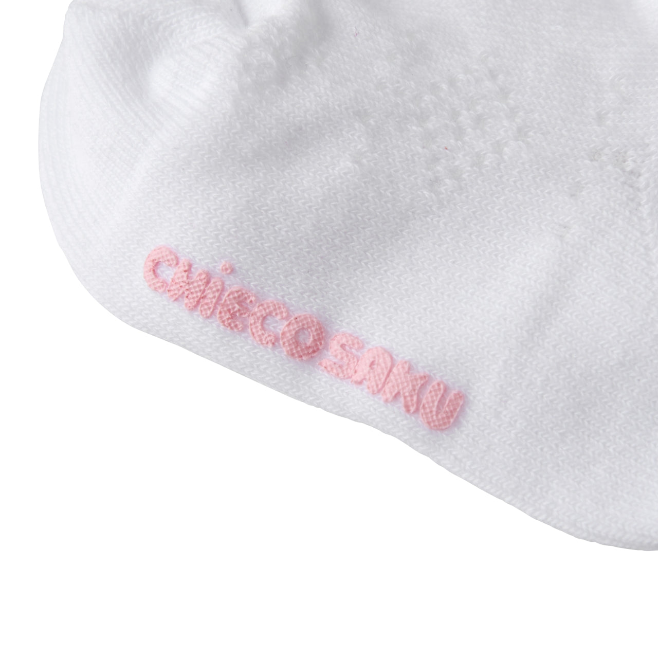 CHIECO SAKU Broderie Anglaise Clover Socks with 3D Motif