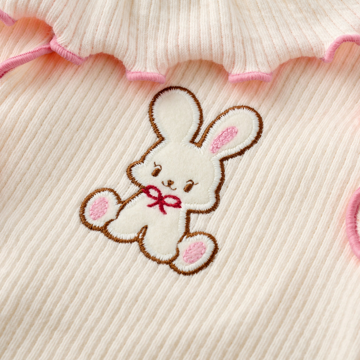 CHIECO SAKU Frill-Collar Long-Sleeve T-Shirt