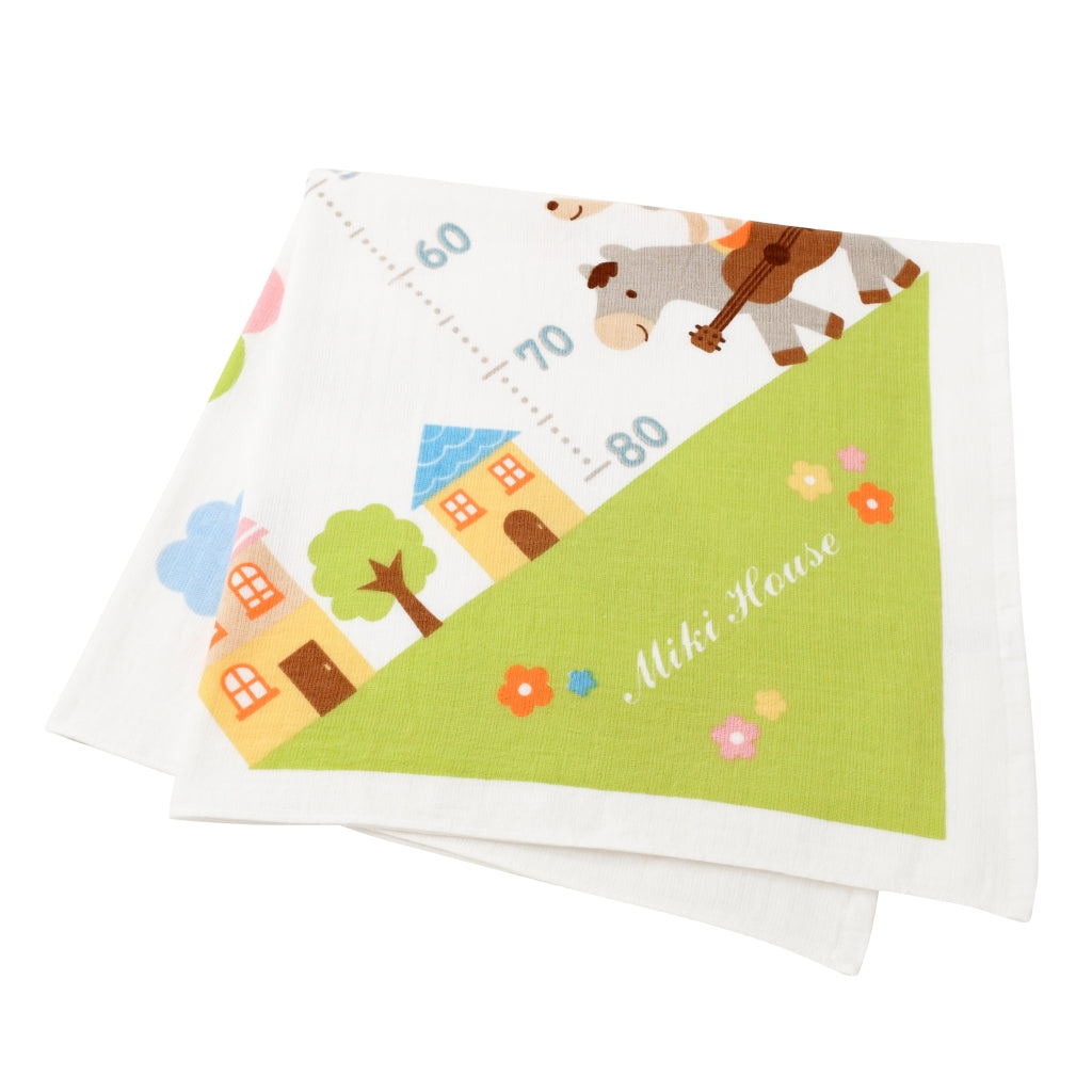 Soft Touch Gauze Baby Bath Towel with Growth Chart Design
